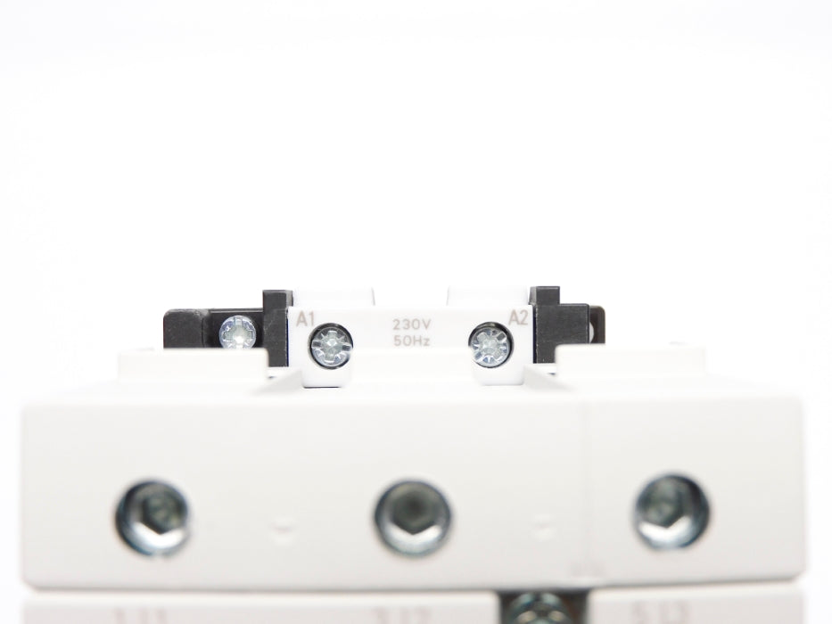SIEMENS 3RT1044-1AP00 230V NSMP