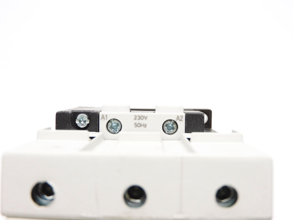 SIEMENS 3RT1045-1AP00 230V NSNP