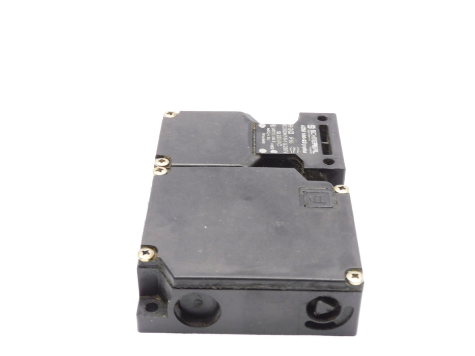 SCHMERSAL AZM160-23YRPKA 230VAC (NO KEY) UNMP