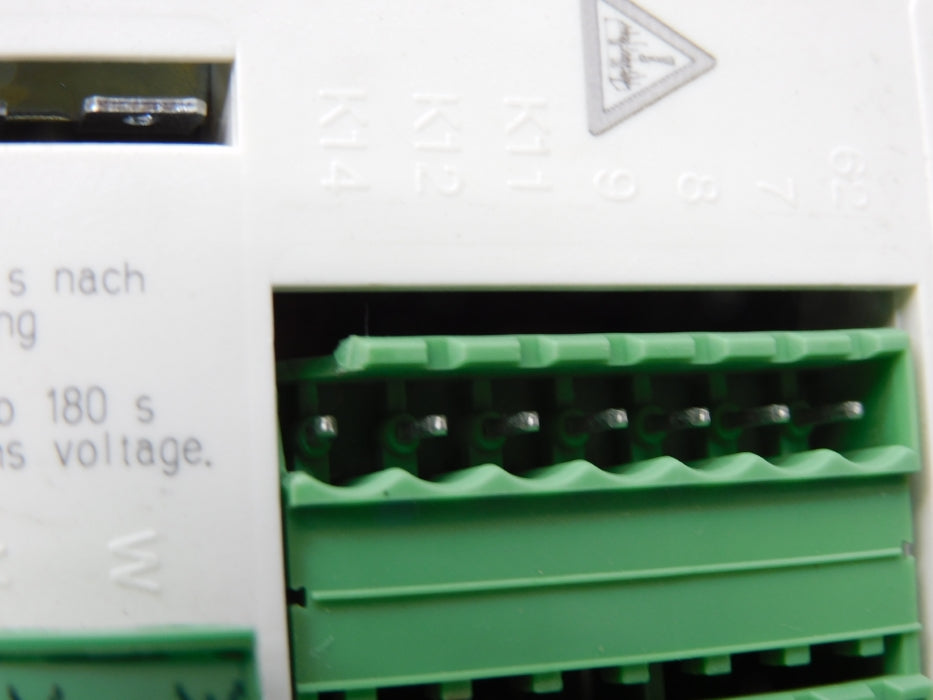 LENZE 33.8202E.1C.11 00356371 (AS PICTURED) UNMP