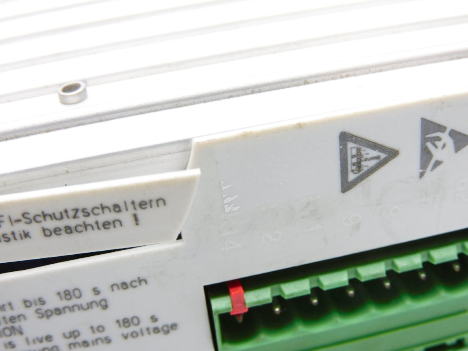 LENZE EVF8202-E 00384004 (AS PICTURED) UNMP