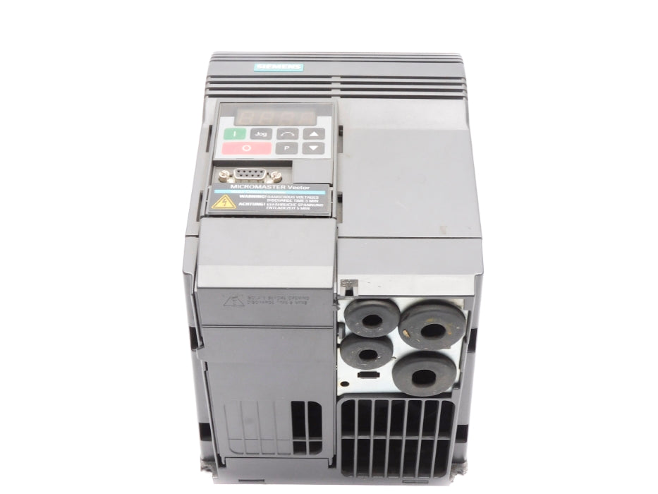 SIEMENS 6SE3215-2BB40 208/240V (AS PICTURED) UNMP