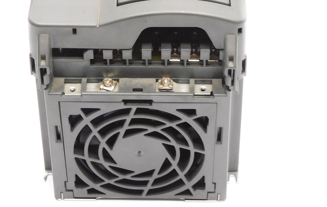 SIEMENS 6SE6420-2AB22-2BA1 (NO COVER) UNMP