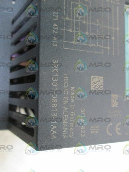 SIEMENS STARTER 3RK1301-0BB13-1AA4 (CRACKED AS PICTURED) *AS IS*