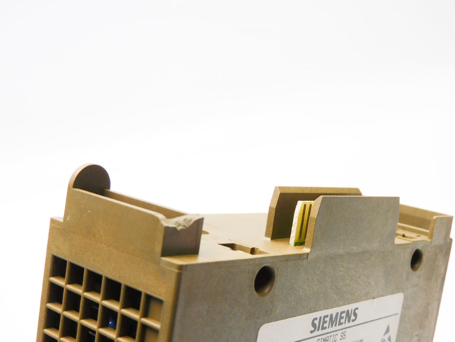 SIEMENS 6ES5482-8MA13 (AS PICTURED) UNMP