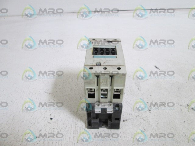 SIEMENS 3RT1044-1BB40 CONTACTOR 24VDC *USED*