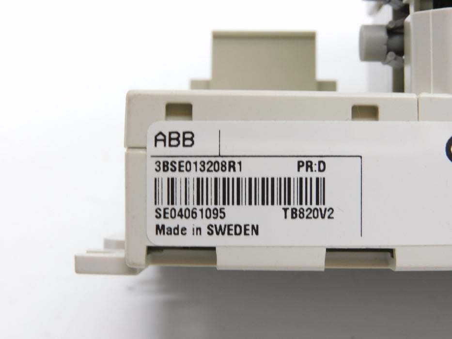 ABB 3BSE013208R1 TB820V2 NSNP