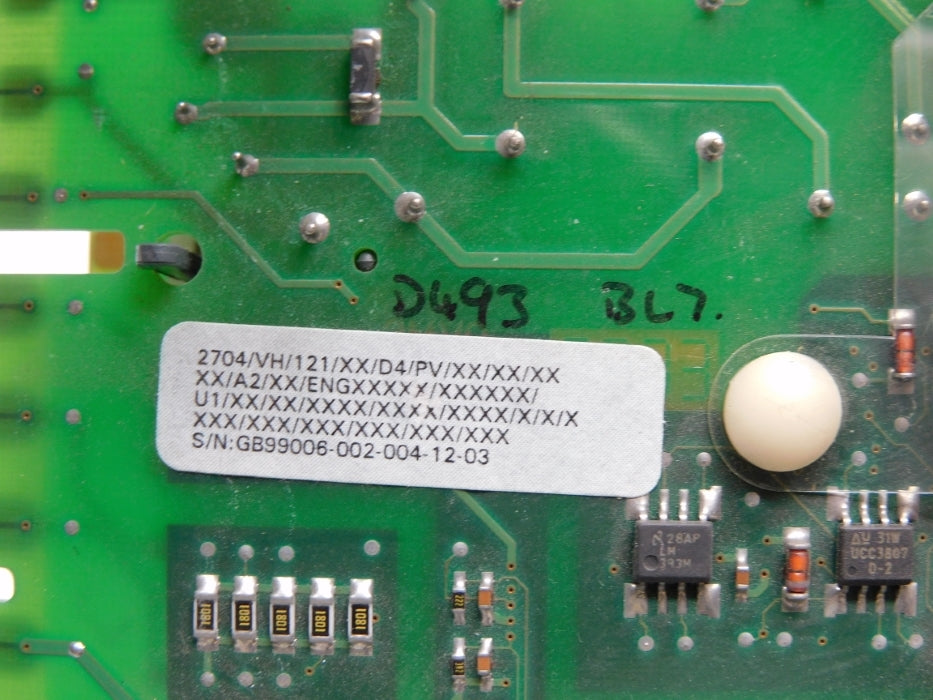EUROTHERM 2704/VH/121/XX/D4/PV/XX/XX/XX/XX/A2/ (NO COVER) UNMP