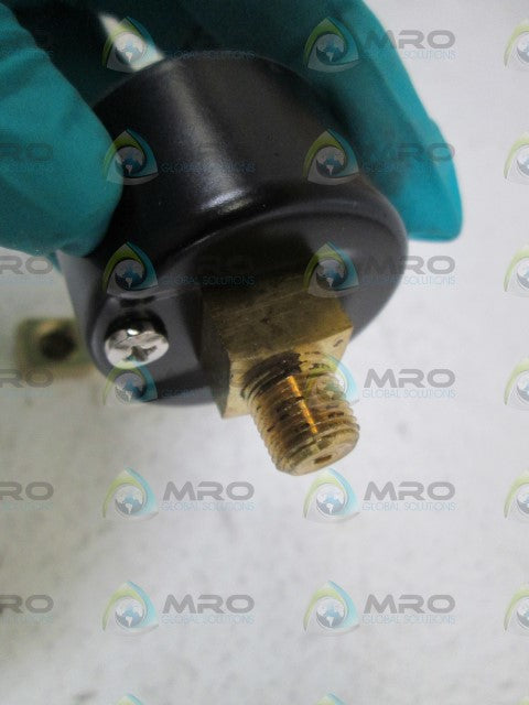 MAC GAUGE KIT N-82016-01 *NEW IN BOX*