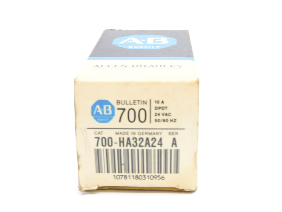 ALLEN BRADLEY 700-HA32A24 SER. A (BL/BK) NSMP