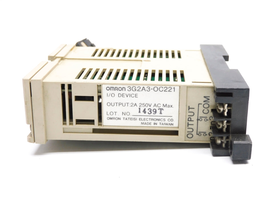 OMRON 3G2A3-OC221 UNMP