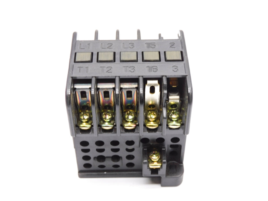 FUJI ELECTRIC 2RC0F0211 220-240V NSMP