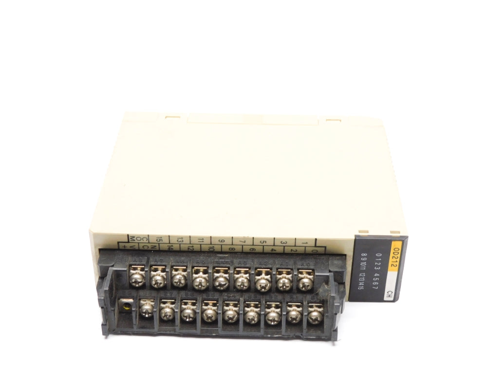 OMRON C200H-OD212 UNMP