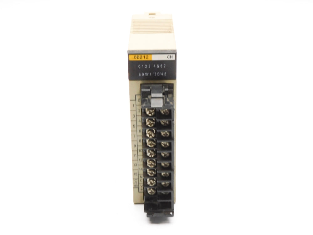 OMRON C200H-OD212 UNMP