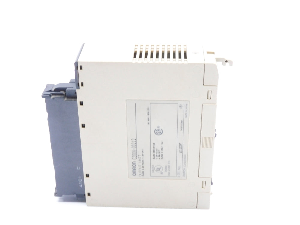 OMRON C200H-OD212 UNMP