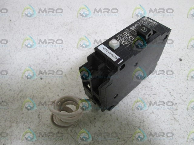 SIEMENS CIRCUIT BREAKER 2P BLF 20A *NEW NO BOX*