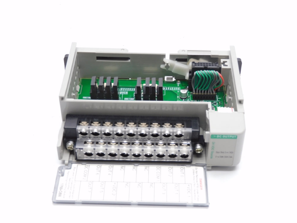 ALLEN BRADLEY 1769-OB8 SER. A F/W 3.1 NSNP