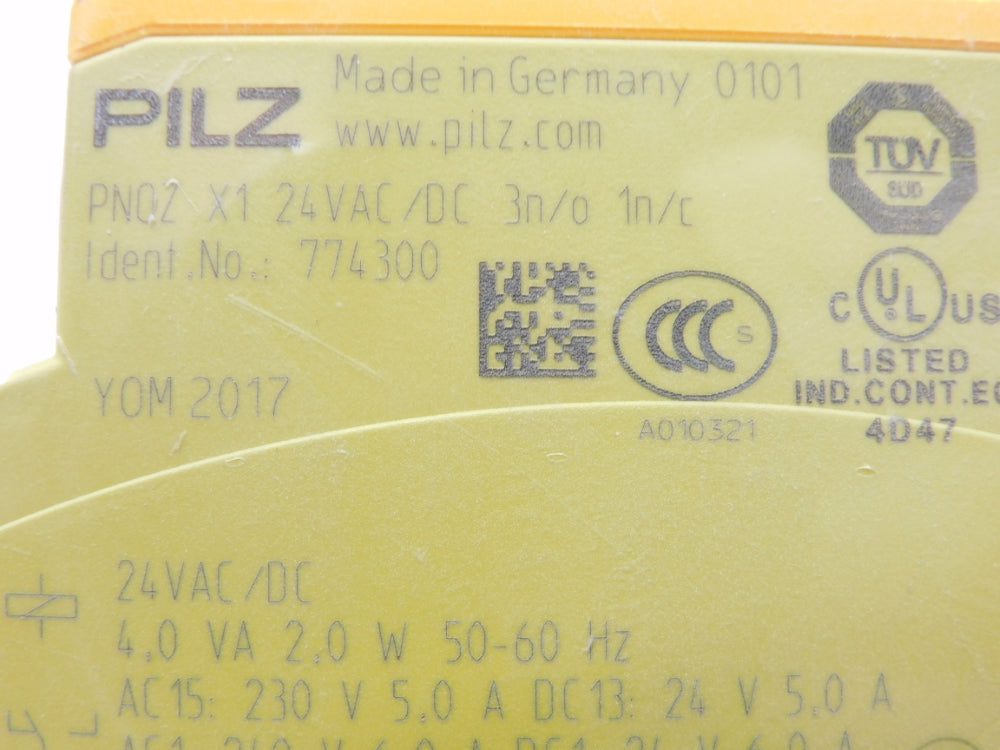 PILZ PNOZ-X1-24VAC/DC-3N/O-1N/C 774300 24VAC/DC NSMP