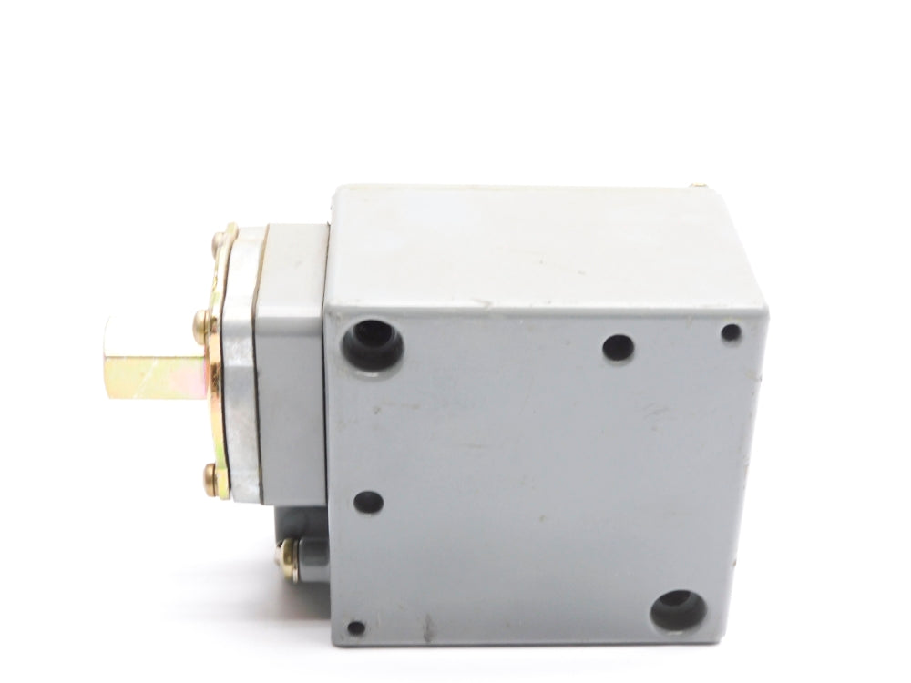SQUARE D 9012GDW24 SER. C 15-75PSI UNMP