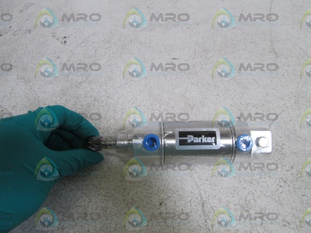 PARKER CYLINDER WD533638A *NEW NO BOX*