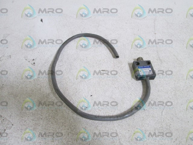 MICROSWITCH LIMIT SWITCH ACTUATOR 914CE20-9 *USED*