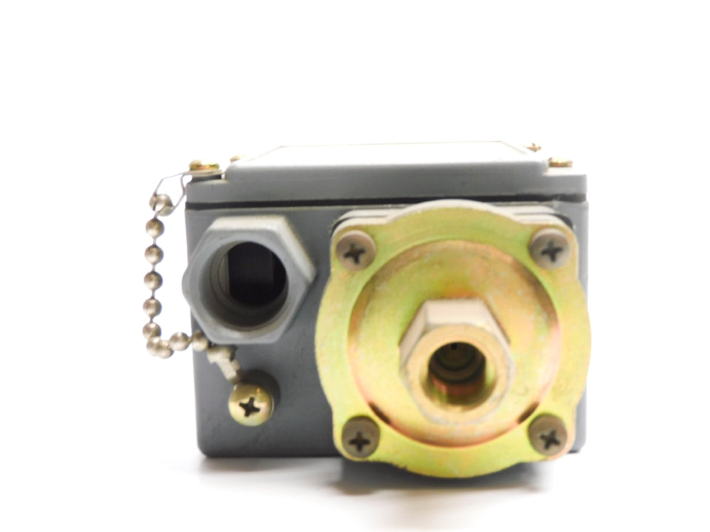 SQUARE D 9012GAW22 SER. C 1-40PSI UNMP