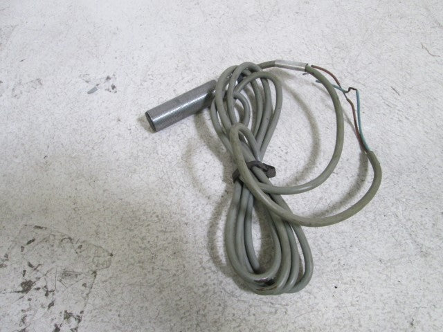 TELEMECANIQUE INDUCTIVE SENSOR XSA-A05513 *USED*