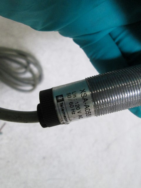 TELEMECANIQUE INDUCTIVE SENSOR XSA-A05513 *USED*