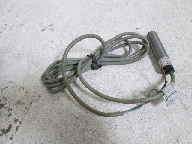 TELEMECANIQUE INDUCTIVE SENSOR XSA-A05513 *USED*