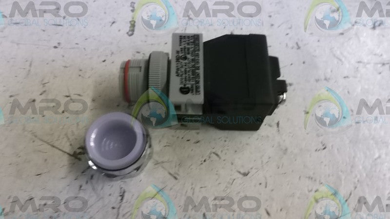 IDEC APW1126D-W PILOT LIGHT  NSMP