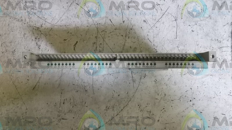 SIEMENS 6ES5420-3BA11 INPUT MODULE  UNMP