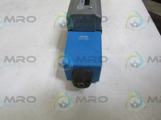 VICKERS DG4V4-012C-M-WL-H5-10 VALVE * NEW *