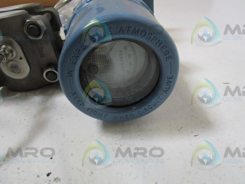 ROSEMOUNT 1151DP5E22SM1B1 W/ TWO 1199DNC10SSCW70LA00 * NEW IN BOX *