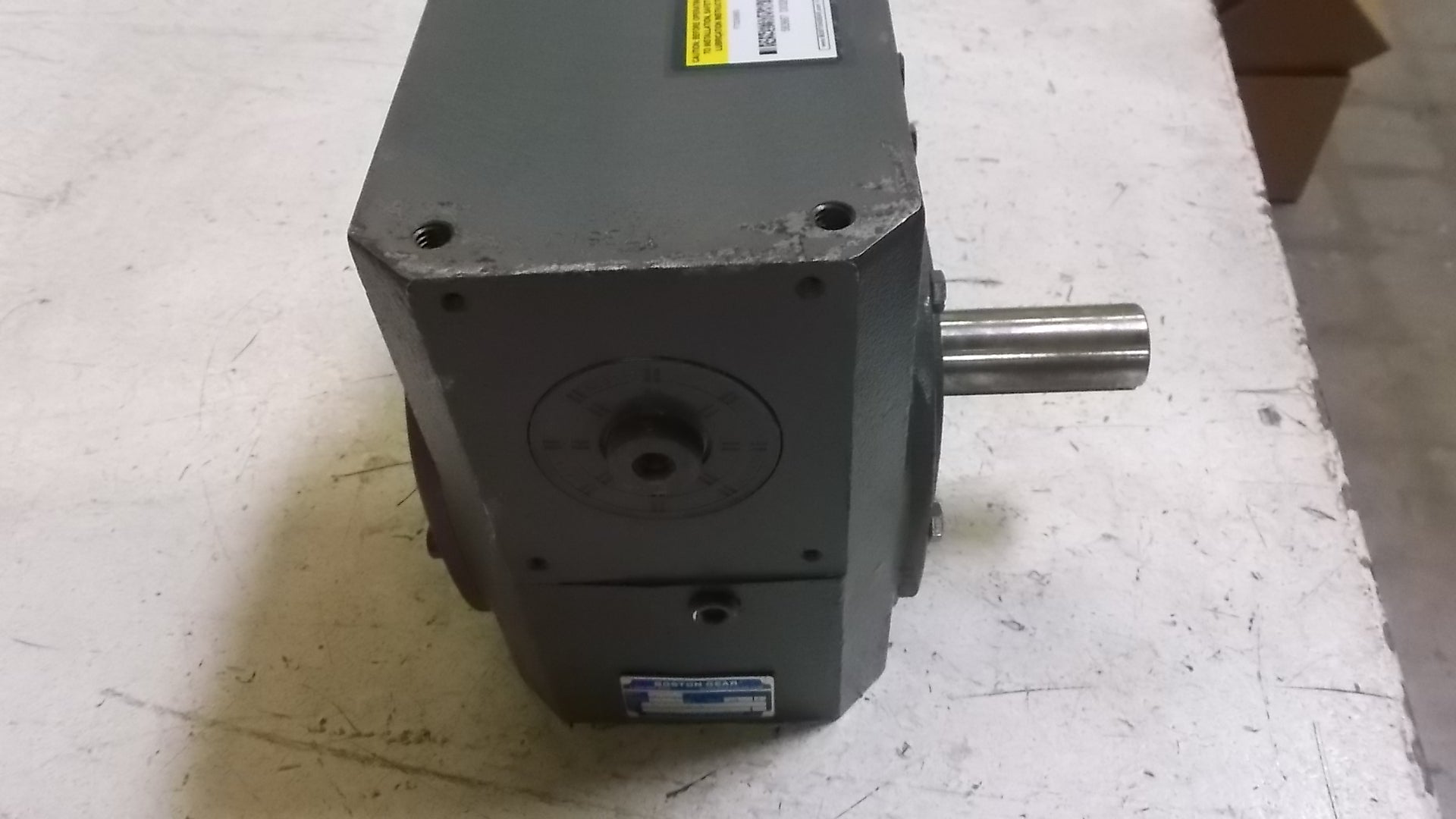 BOSTON GEAR F73230B5G GEAR REDUCER * NEW *