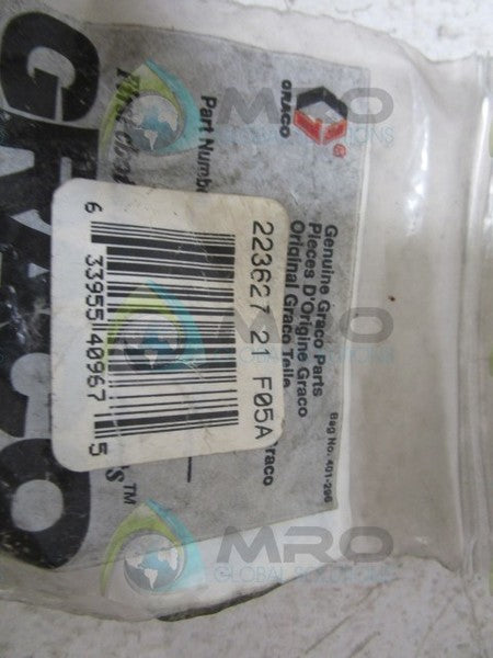 GRACO 223627 FITTING COUPLER * NEW IN FACTORY BAG *