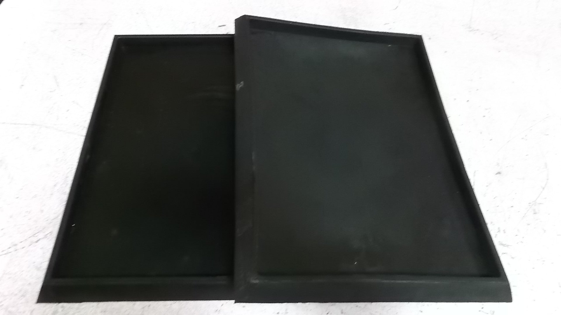 LOT OF 2 ONOX 470179 RUBER TRAY *NEW IN BOX*