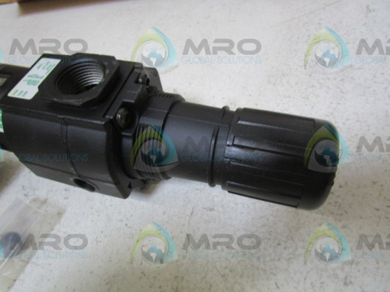 SPEEDAIRE 4ZL02 FILTER REGULATOR *NEW IN BOX *