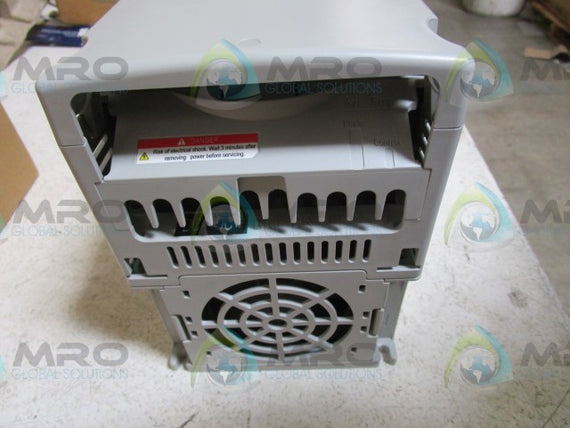 ALLEN BRADLEY 22B-B033N104 SERIES A AC DRIVE * NEW IN BOX *