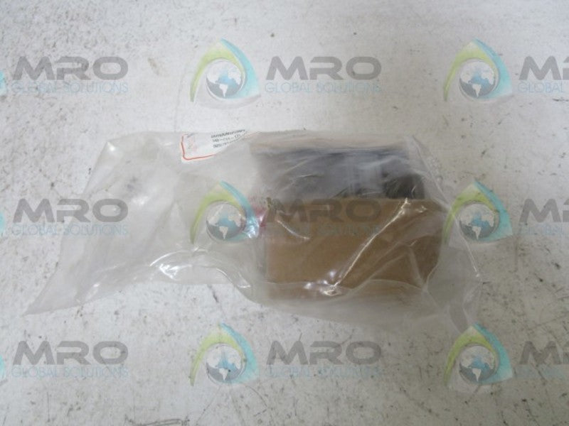 SKF 143-011-171 PUMP * NEW IN FACTORY BAG *