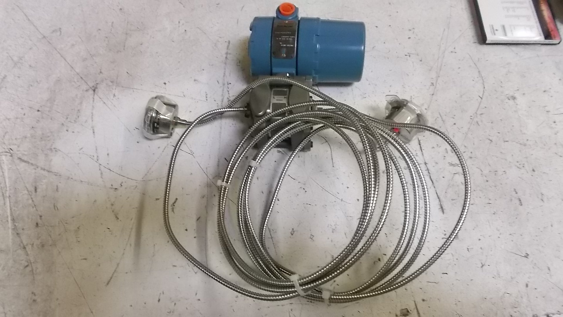 ROSEMOUNT 1151DP4S22B1M4S2 W/ 1199BNC10SSCW50LA000 TRANSMITTER * NEW IN BOX *