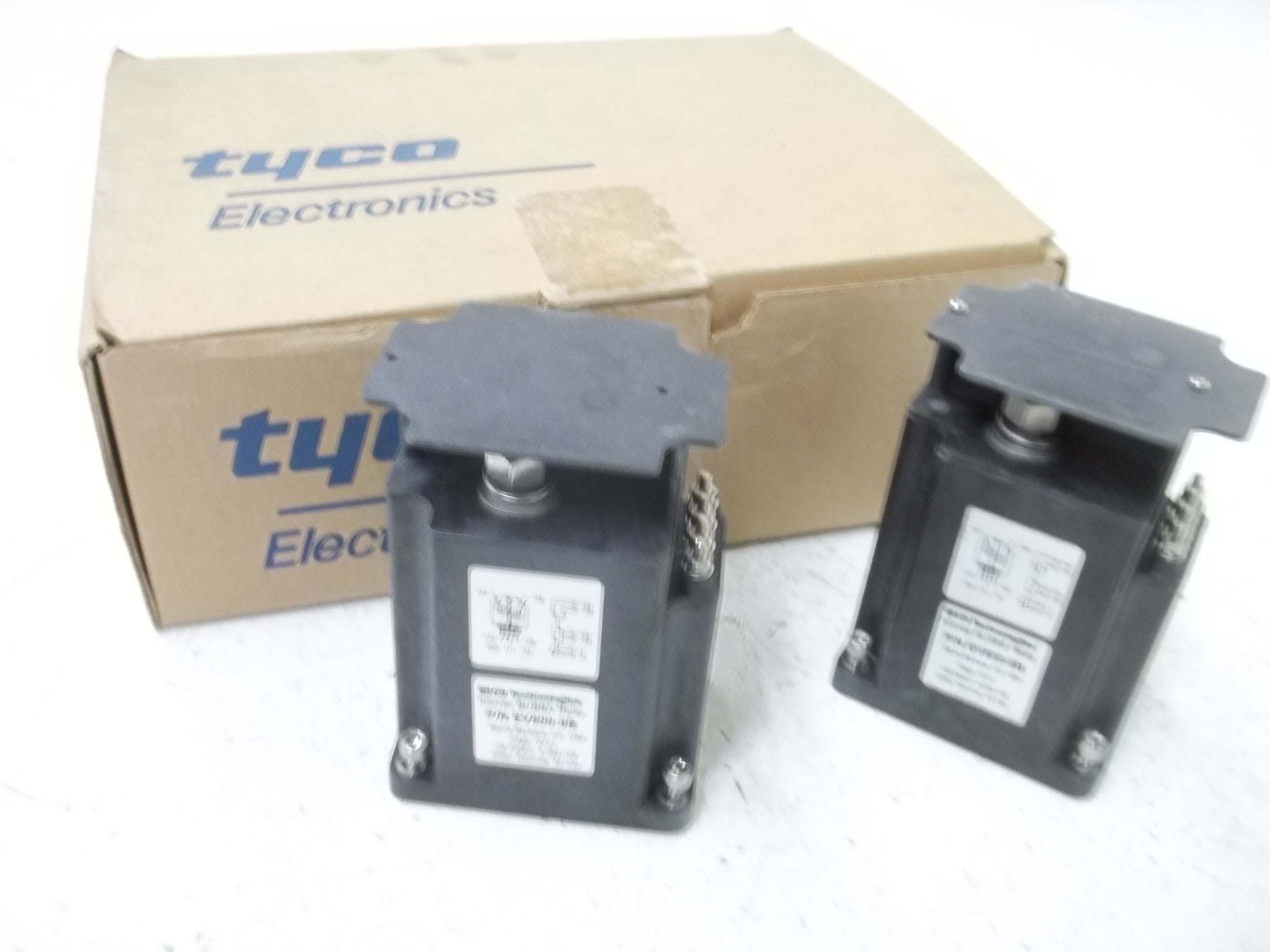 LOT OF 2 TYCO EV500-5B BUBBA RELAY *NEW IN BOX*