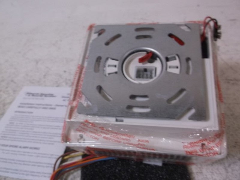 EDWARDS 517TCSB-W DETECTOR 120V AC STROBE *NEW IN BOX*