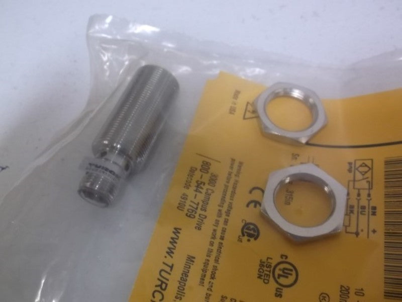 TURCK BI 8-M18-AP6X-H1141 PROXIMTY SWITCH * FACTORY BAG *