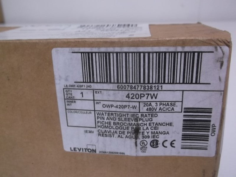 LEVITON 420P7W WATERTIGHT PIN AND SLEEVE PLUG * FACTORY SEALED *
