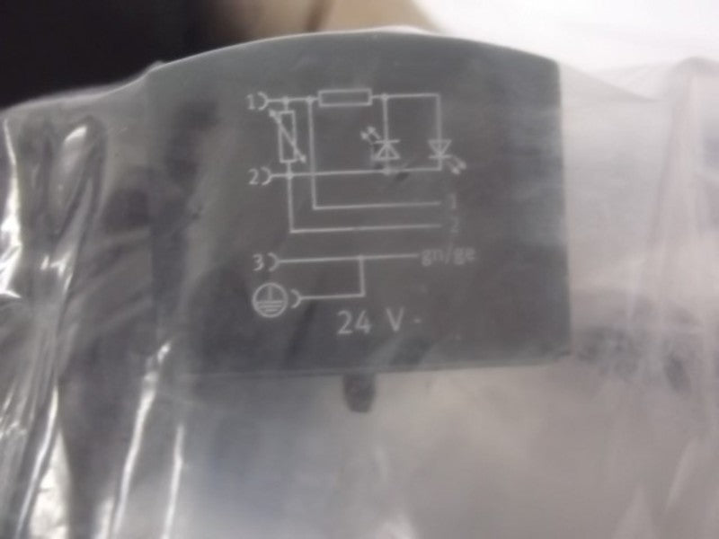 FESTO 30933 PLUG SOCKET W/CABLE * FACTORY BAG *
