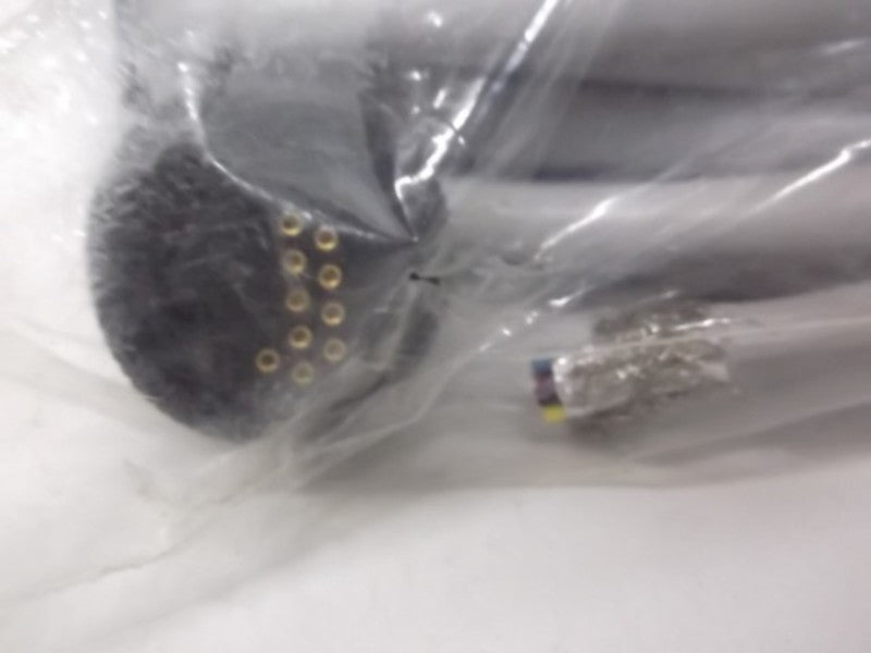 MTE 400754-3 MOLDED THREAD CONNECTOR * NEW IN A BAG *