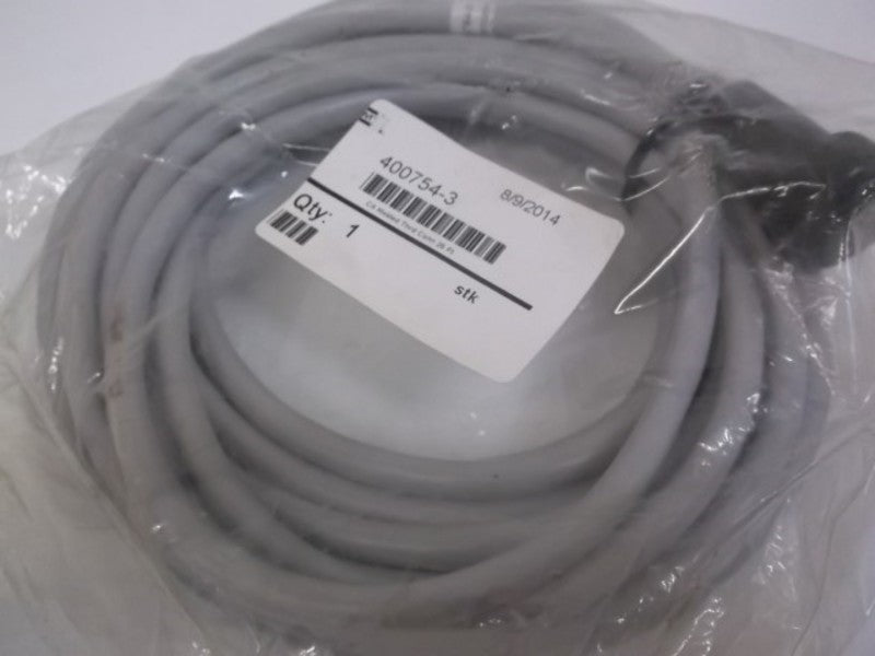MTE 400754-3 MOLDED THREAD CONNECTOR * NEW IN A BAG *