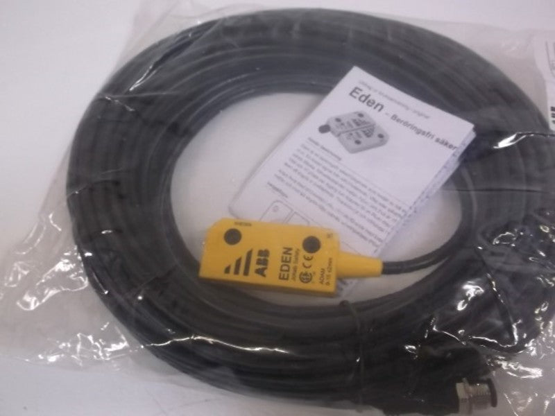 ABB 2TLA020051R0500 ADAM SAFETY SENSOR UNIT W/CABLE * NEW IN BAG *