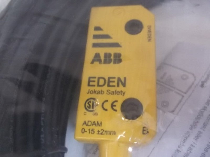 ABB 2TLA020051R0500 ADAM SAFETY SENSOR UNIT W/CABLE * NEW IN BAG *