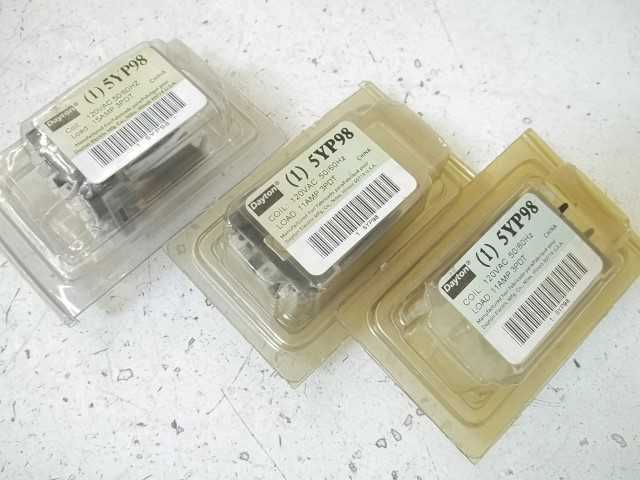 LOT OF 3 DAYTON 5YP98 SOLID STATE RELAY 120VAC 50/60HZ 11AMP *ORIGINAL PACKAGE*